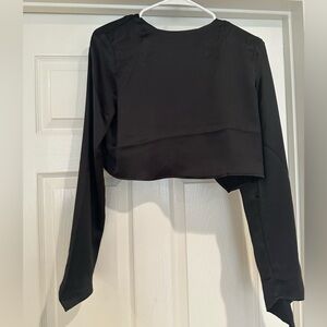Sleek Black Long Sleeve Crop Top